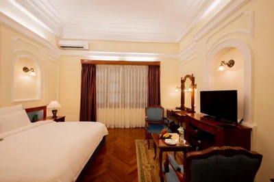 Century Deluxe Doppelzimmer — Hotel Majestic Saigon